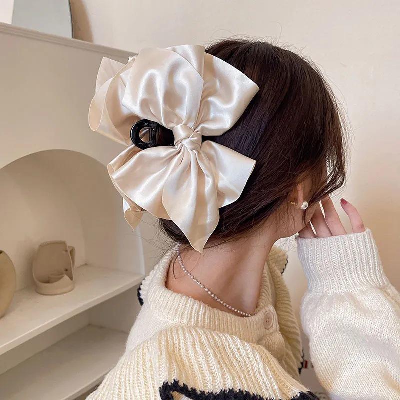 Elegant Retro Satin Bow Hair Clip for Women - Perfect for Low Ponytails and Head Ornaments