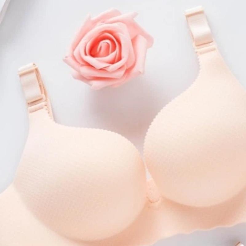 Black Seamless Push Up Bra With Honeycomb Breathable Texture And Adjustable Wide Straps