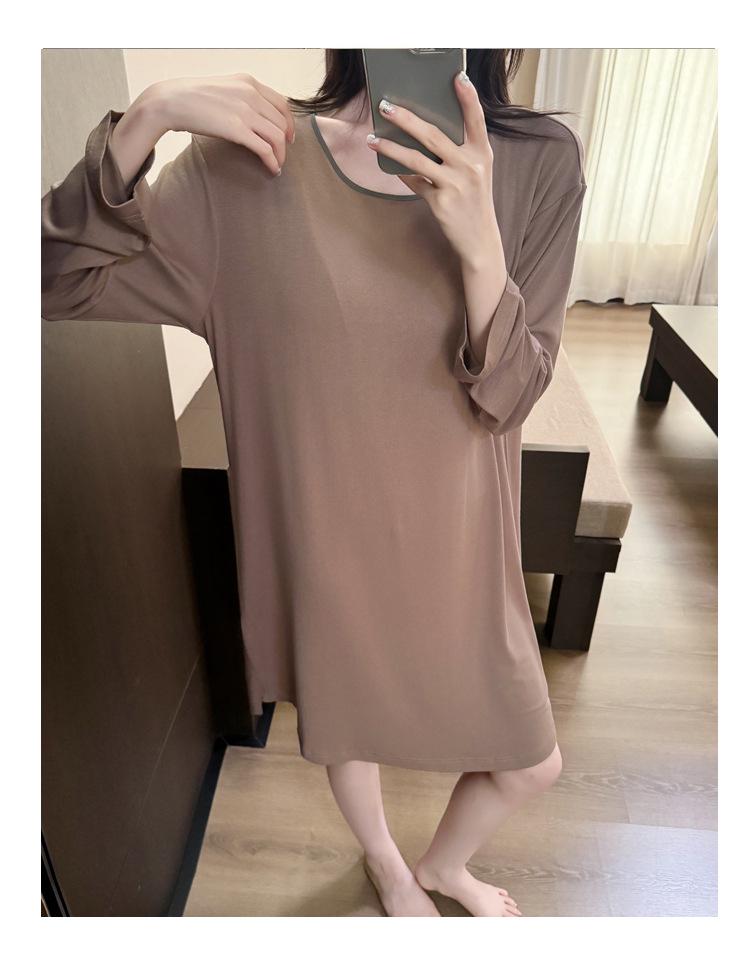 Übergröße Modal Viskose Nachthemd mit Brustpolstern für Frühling und Herbst