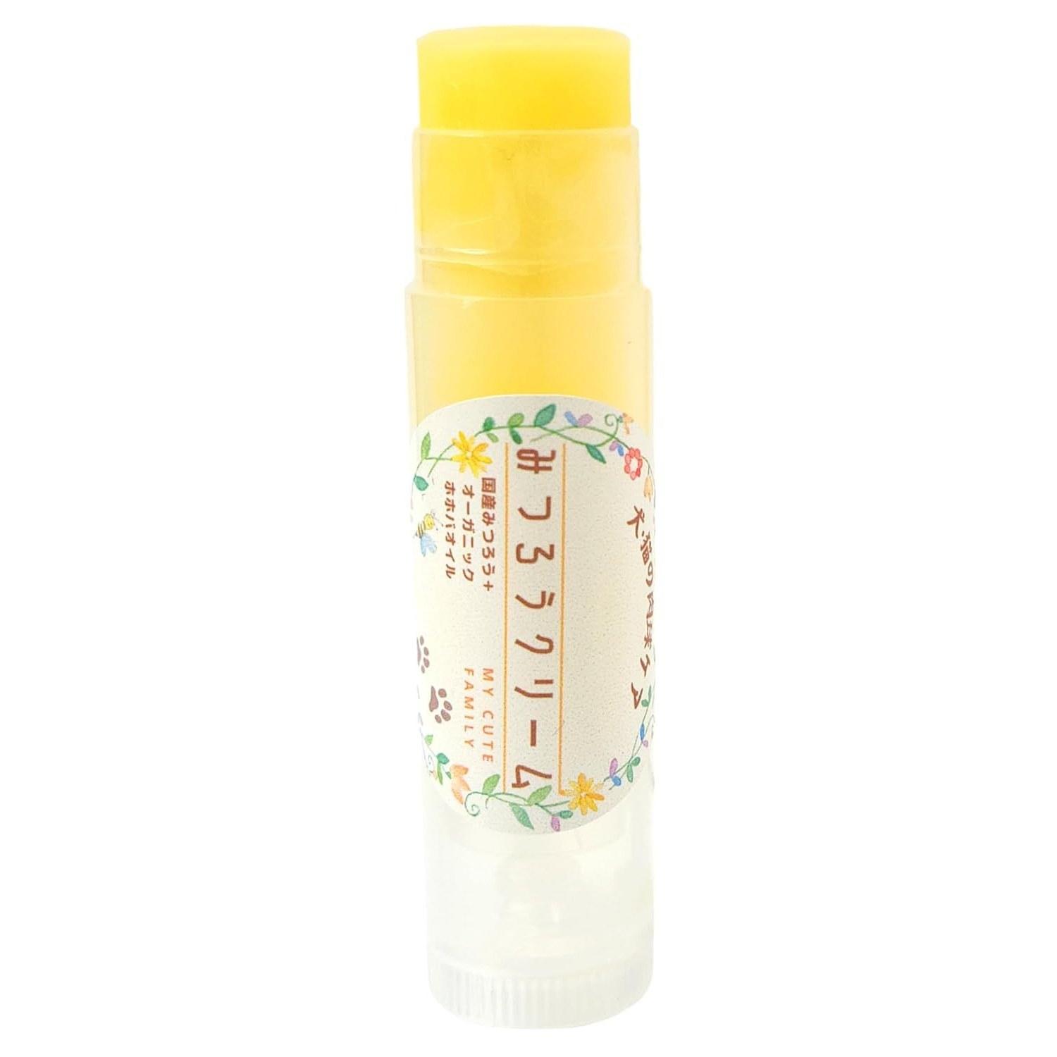 Veterinarian Recommended Beeswax Paw Cream My Cute Family Jojoba Oil Handmade Japan (1 Lipstick)
