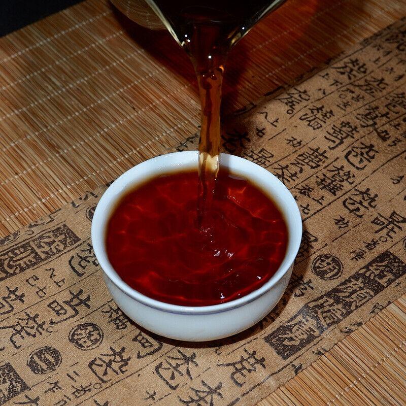Puerh Zralý čajový dort Starý zlatý jehlový 357g Čajový dort Pu-er