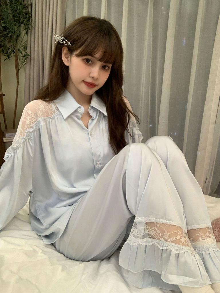 [Mocha] Ice Silk Pajamas Women's Spring Long Sleeve Lace Hollow Pure Desire Wind Suspender with Chest Pad Four-piece Summer Set