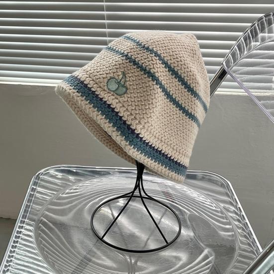 Women Bucket Hat Contrast Color Cherry Anti Deformation Windproof Autumn Winter Ear Protection Dome Fisherman Hat Outdoor Wear