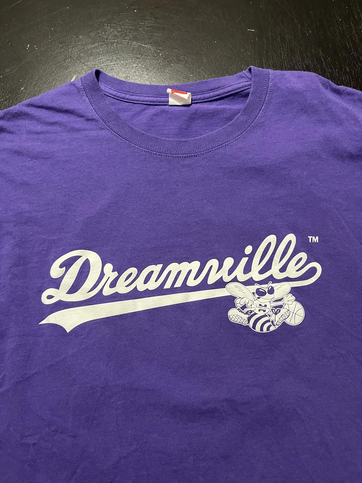 Эксклюзивная футболка J Cole Charlotte Hornets x Dreamville, Фиолетовая, Размер: XL 3XL