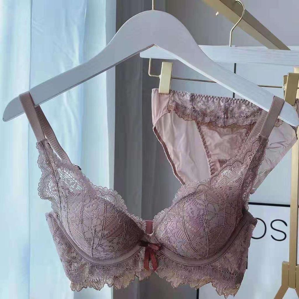 Japanese Style Wire-Free Push-Up Bra: Sexy, Comfortable, Anti-Sag, Adjustable, Seamless, Beautiful Back Design for Small Busts