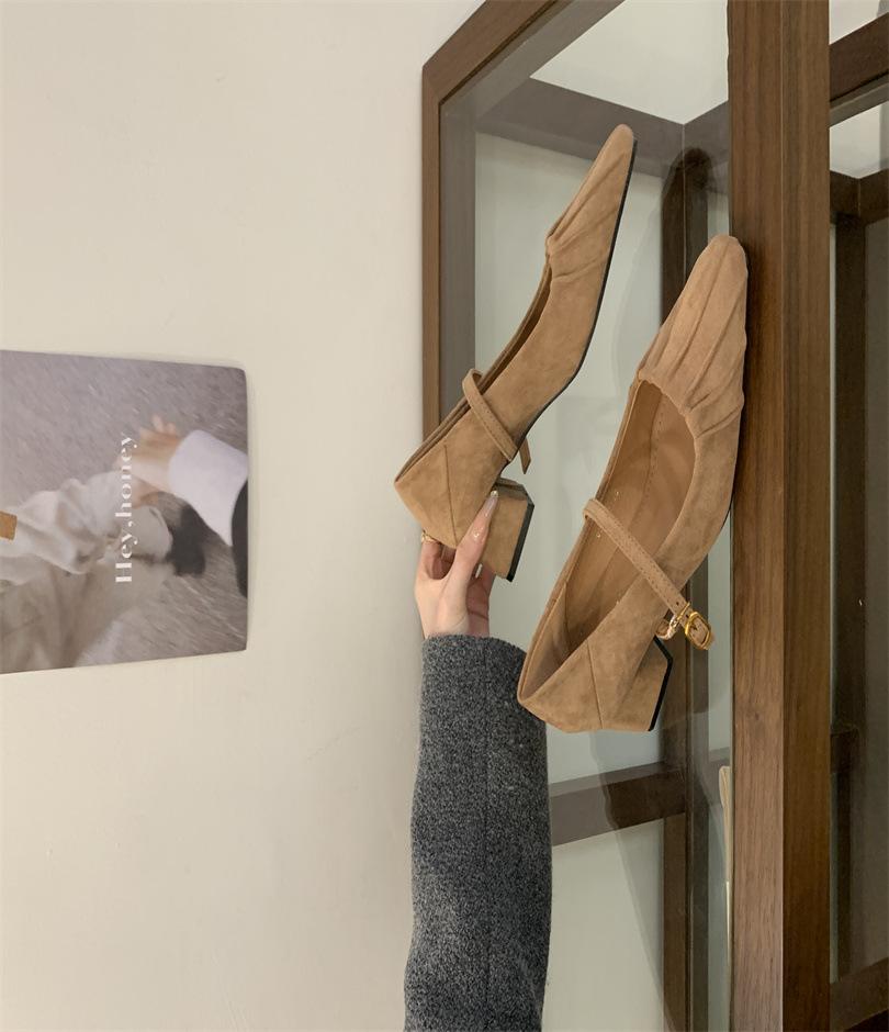 

Ретро литература и искусство поздний вечер ветер толстый каблук замша одинарные туфли женские корейская версия нежные с юбкой для работы Мэри Джейн 39 хаки