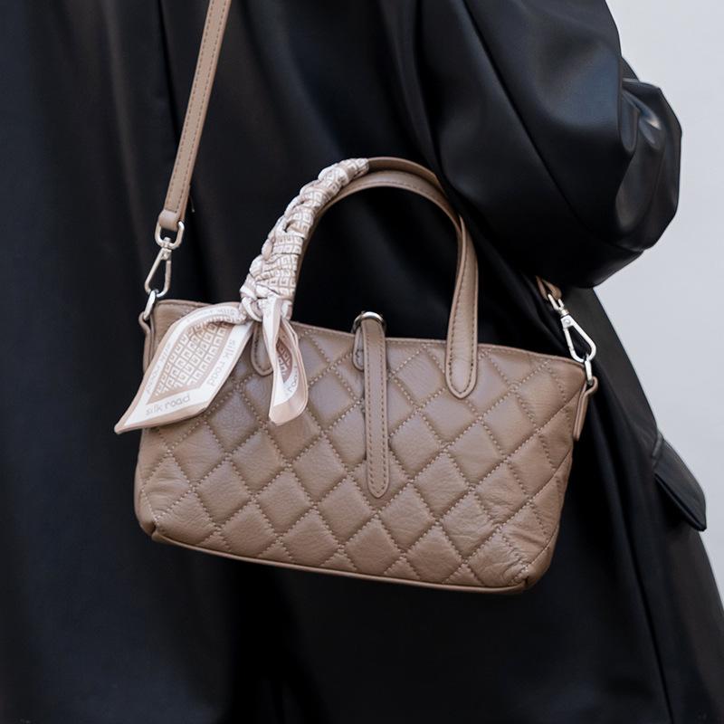 New Tote Bag High End Large Capacity Single-shoulder Crossbody Bag Fashionable Versatile Handbag