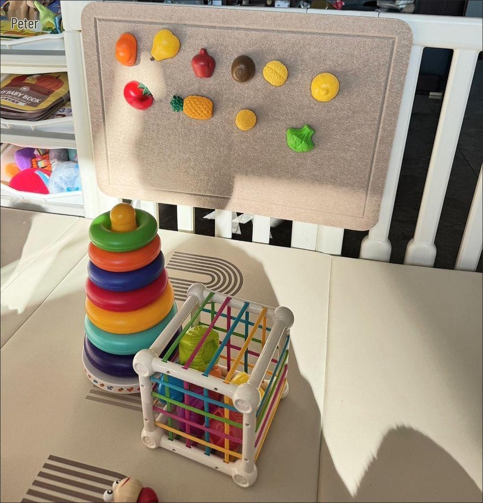 Children's Felt Fruit Picking Playset - Interactive Toy with Cuttable Fruits & Playful Backboard