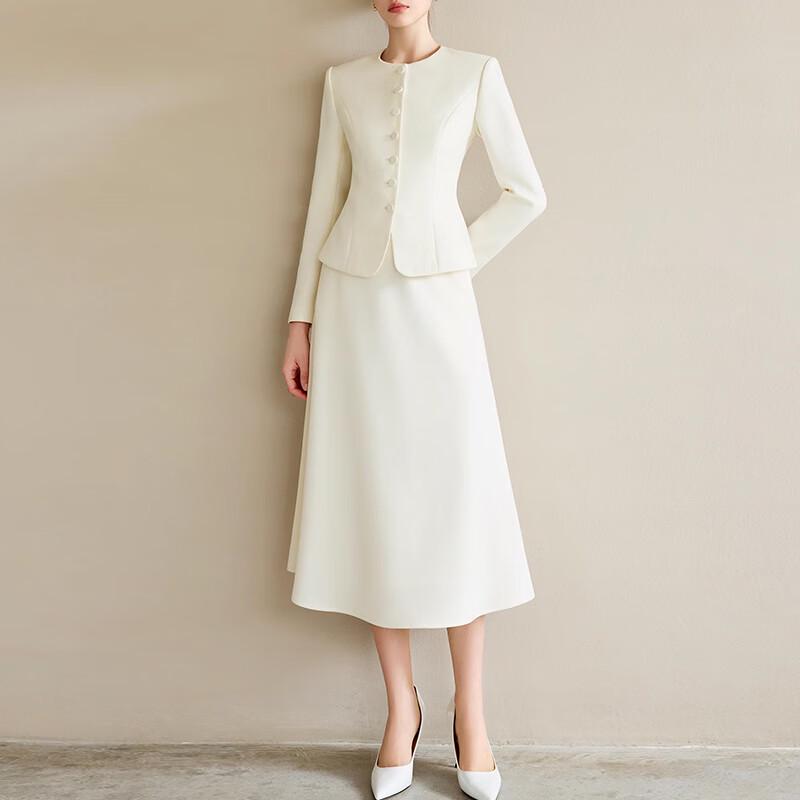 Жіночий блискучий професійний костюм та спідниця А-силуету