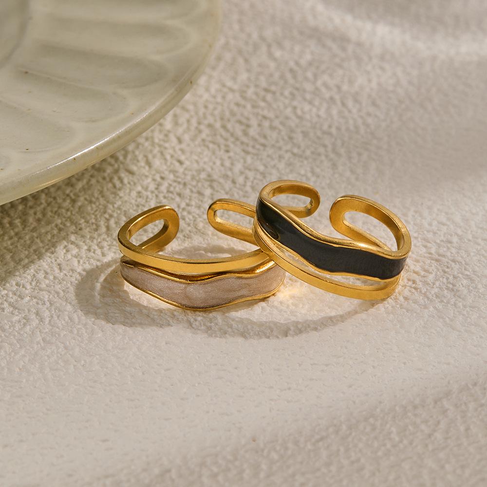 Stylish Double Layer Drip Oil Stainless Steel Interlocking Square Ring for Women