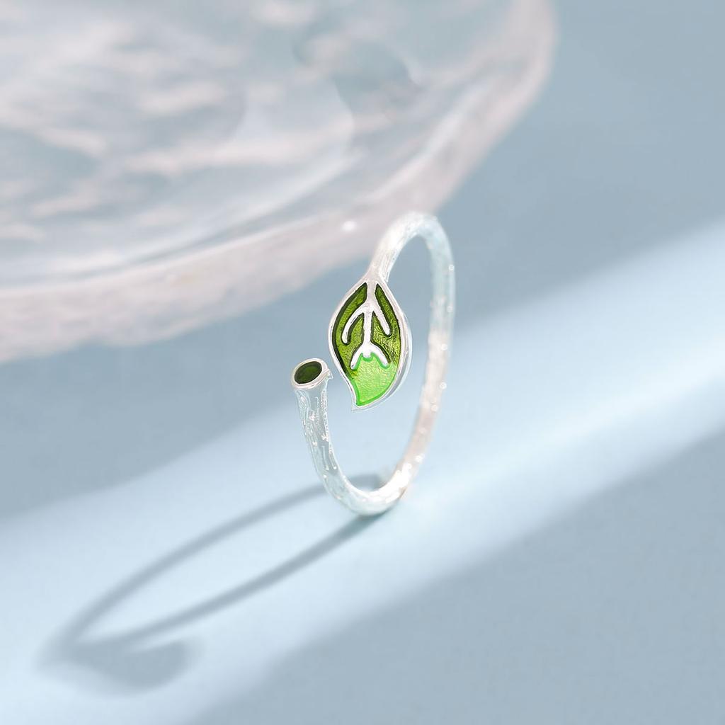 New Fashion Simple Green Leaf 925 Sterling Silver Not Allergic Literary Temperament Exquisite Women Opening Rings    R139