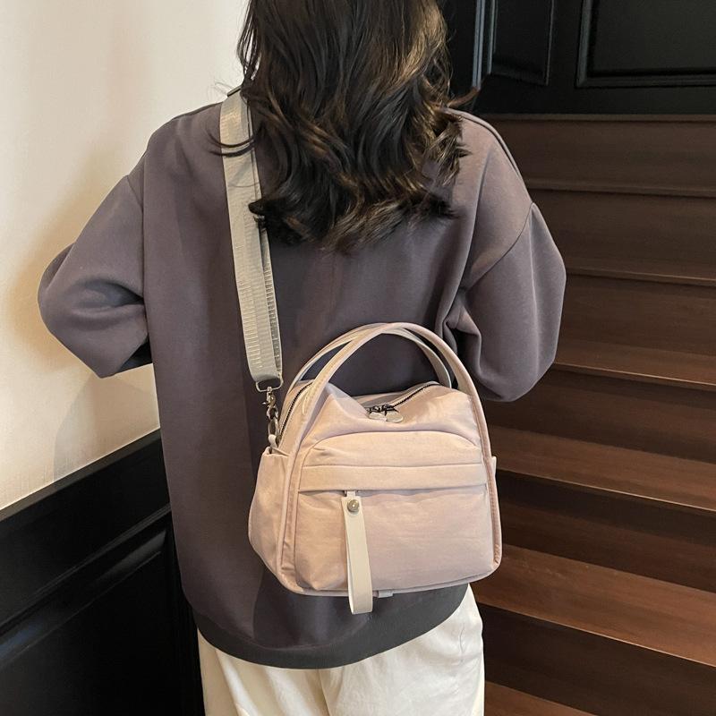 College Students In Class Simple Casual Shoulder Canvas Bag Women's 2025 Summer New High-end Messenger Small Square Bag