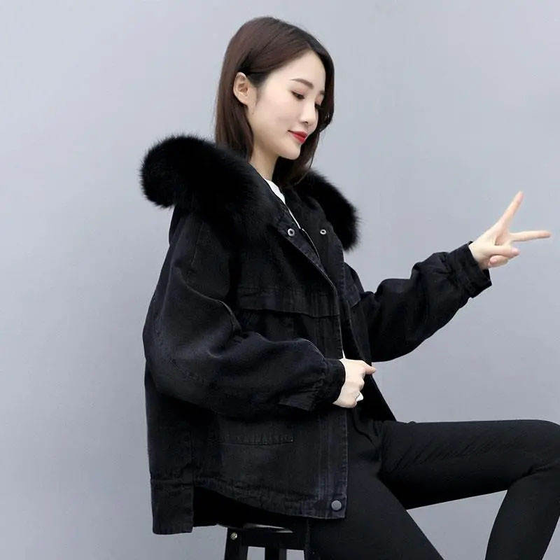 Damen Herbst Winter Verdickende Plüsch Warme Jeansjacke Schwarz Cowboy Übermantel Weiblich Locker Jeans