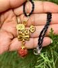 Gelbgold plattiert Lord Shiva, Shiv jis Rudraksha Anhänger 5-gesichtig Schmuck, Halskette tragen, Verschiedenes Schwarzes Schnur Garn, Tempel Puja Handgefertigt