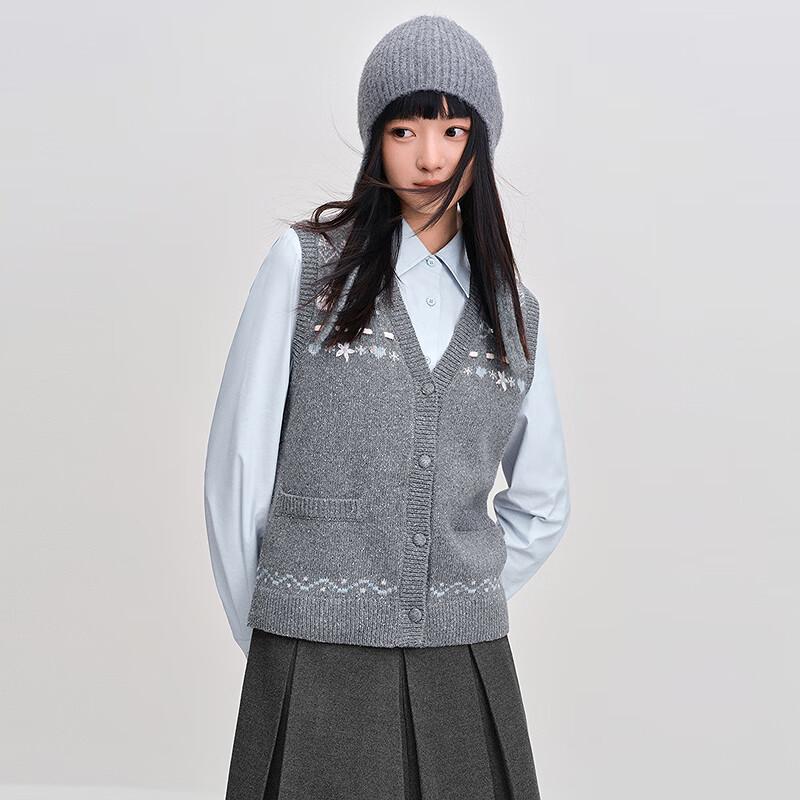 

Вязаный жилет с V-образным вырезом и узором Фэр-Айл L