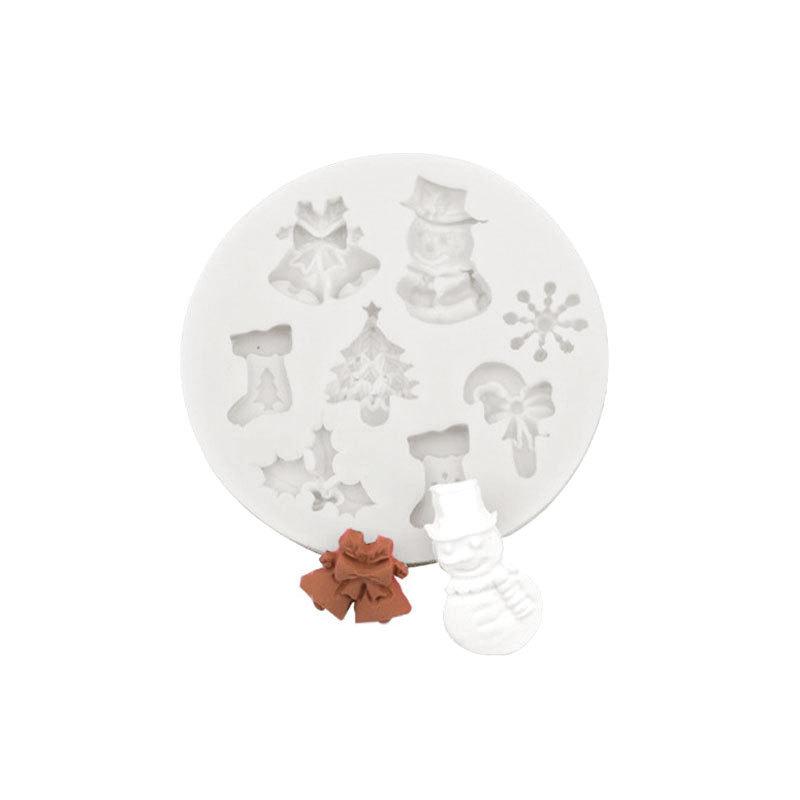 DIY Christmas Reindeer, Icicle, Cedar, and Snowflake Fondant Cake Mold