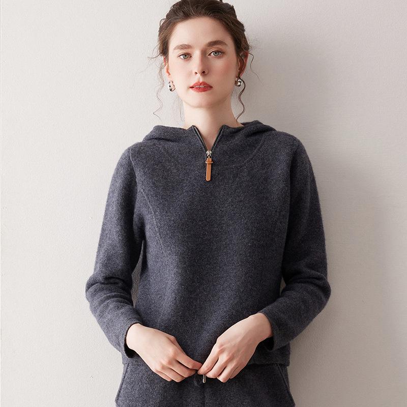 Women's Cashmere Hooded Half-Zip Sweater - 2025 Autumn/Winter Warm Knitwear, Age-Reducing Solid Color