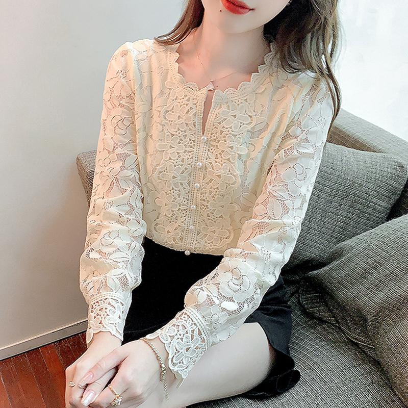 

Лепестковый рукав Сладкая кружевная блузка O Neck Женщины Femme Blusas Белая пуговица Свободный топ Полый цветок Кружево Пэчворк Рубашка 19234