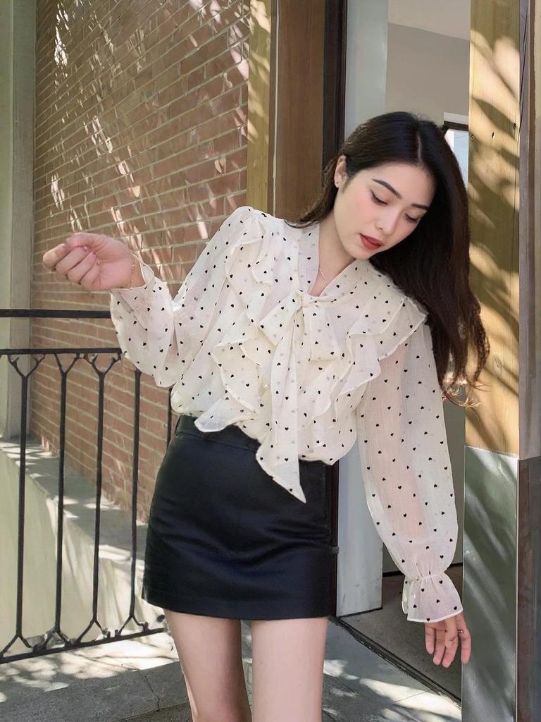 Elegant Women's Age-Reducing Polka Dot Heart Ruffle Shirt - Spring 2026 Long-Sleeved Top