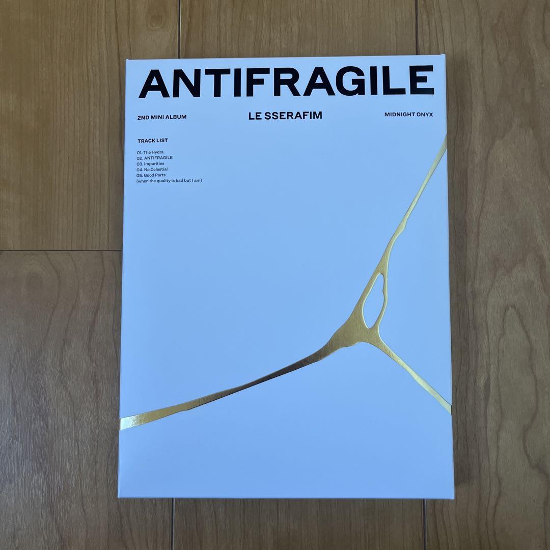 

[USED] LE SSERAFIM [ANTIFRAGILE] Album with Unche trading card