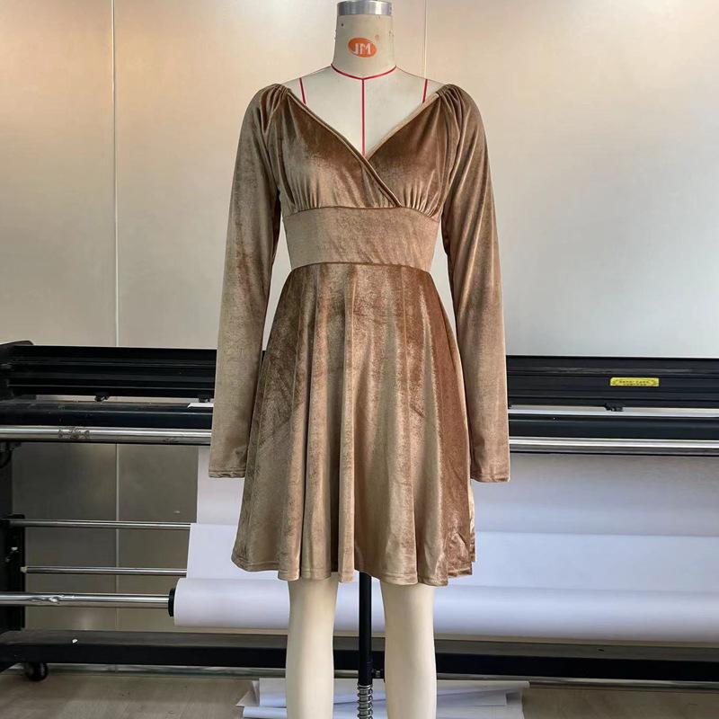 2026 New Women's Velvet Bodycon Dress, V-Neck Long Sleeve Short Cocktail Dress with Waist Cinching, Sexy Holiday & Party Velvet Gown