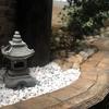 Pagoda Statues Υπαίθριο άγαλμα με ηλιακή ενέργεια Ιαπωνικό ντεκόρ κήπου Υπαίθριο Zen Φανάρι κήπου που τρεμοπαίζει LED φως κήπου