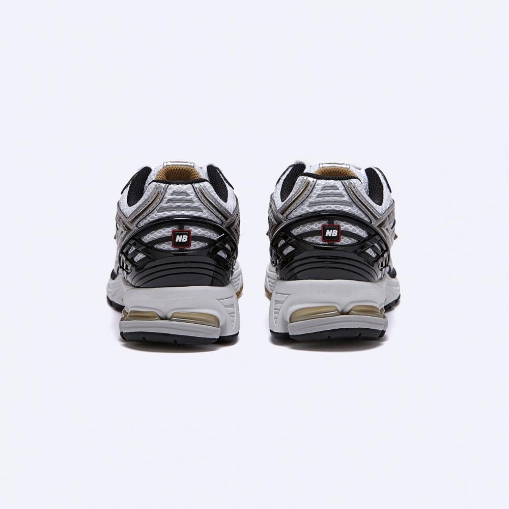 New Balance M1906ra