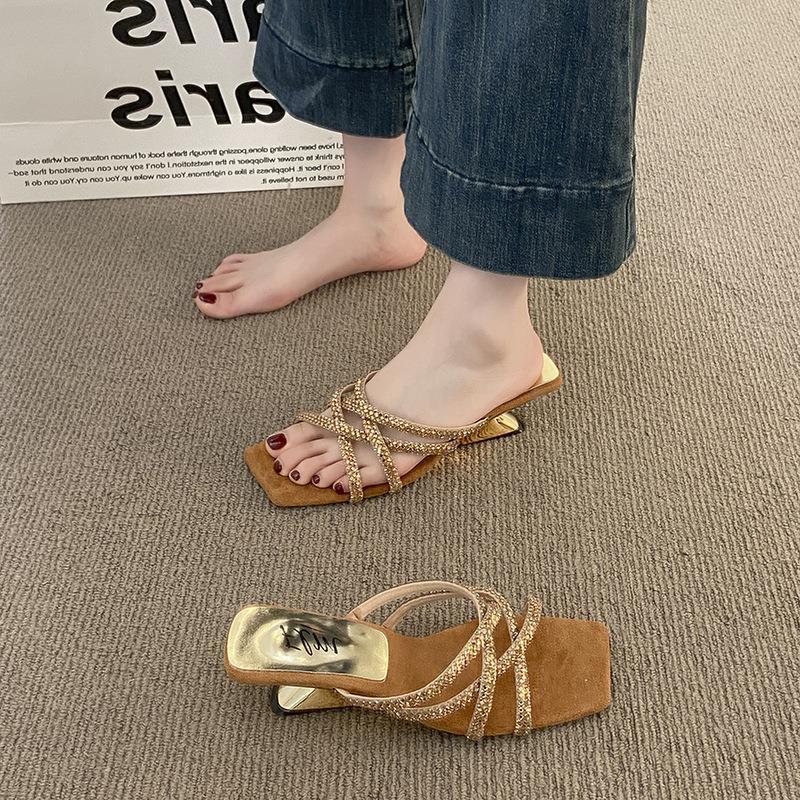 Slope Heel Leopard Print French Stunning Small Cool Slippers Fairy Shoes 2025 New Summer Comfortable Wear High Heel Temperament