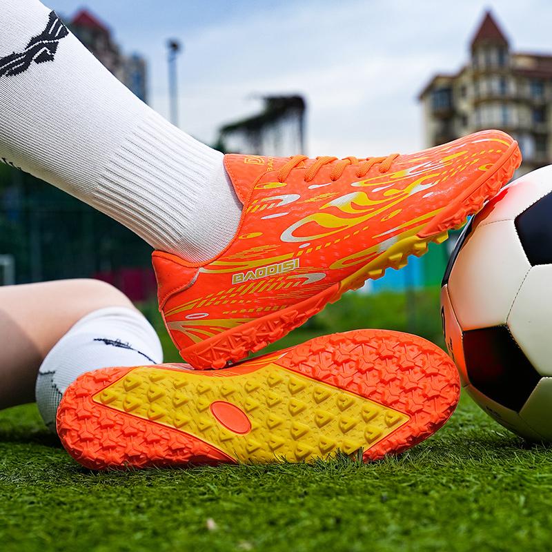 31-44  Kids Football Shoes Shock Absorption Anti-skid and Wear-resistant Long Spike Outdoor Sports Training Football Shoes