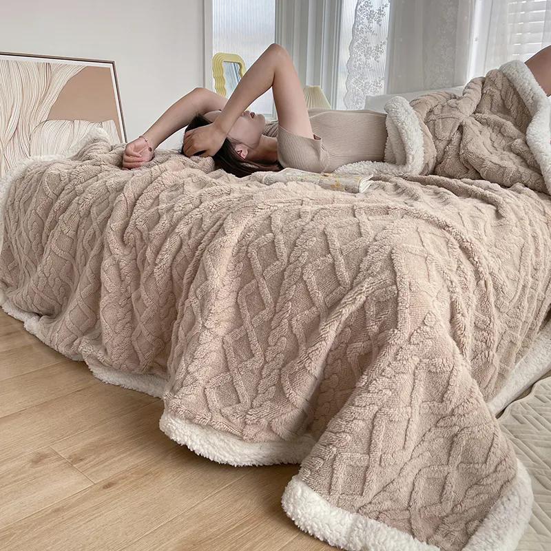 

WTEMPO Зимнее Толстое Одеяло Двусторонний Пушистый Плюшевый Двухслойный 3D Жаккардовый Однотонный Офисный Плед для Сна Общежитие Дом Кровать Диван Путешествия Уютное Теплое Одеяло 200*230cm хаки