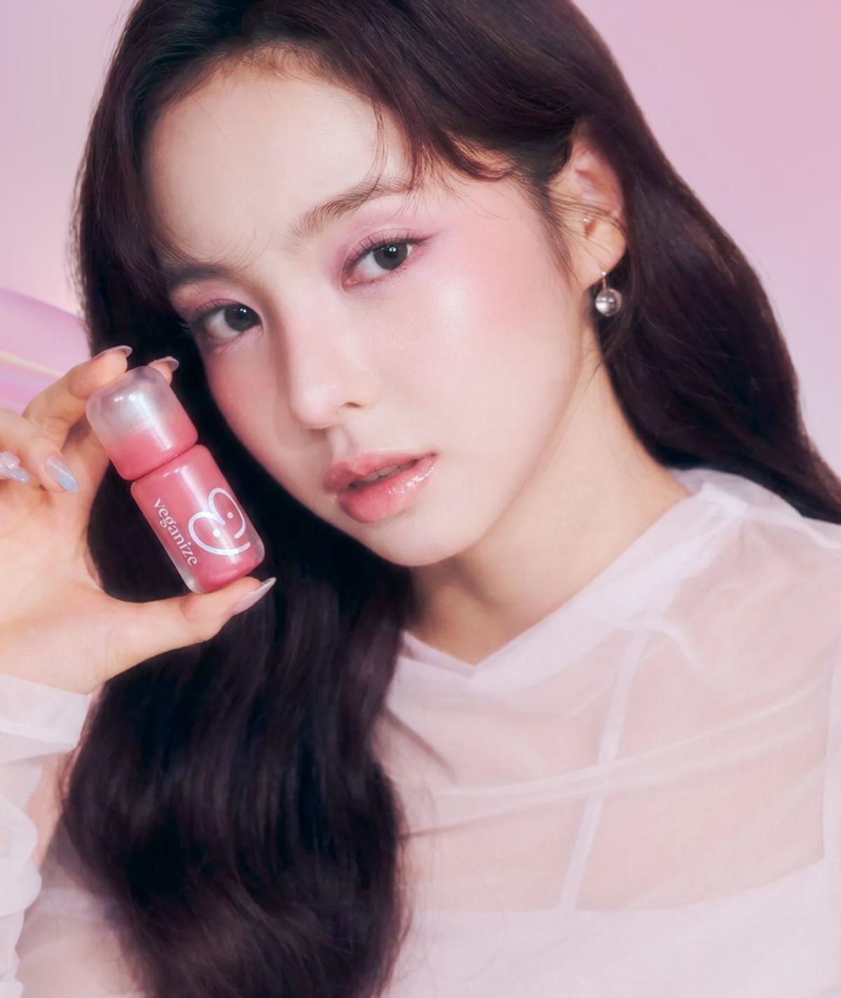 Veganize 4D Dewy Shine Lip Oil Gloss