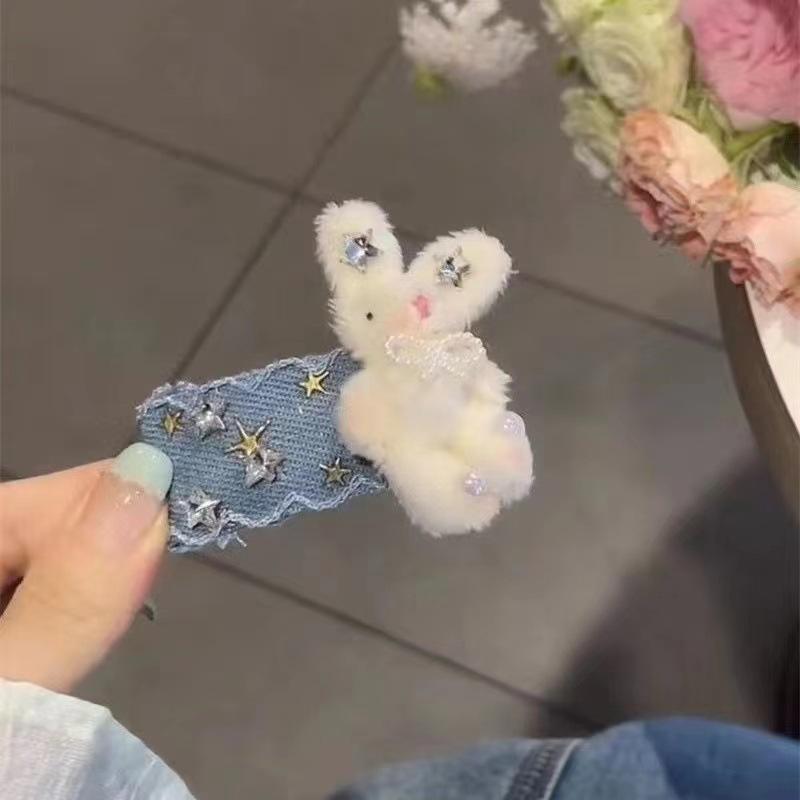 Süße Häschen Haarspange: Kleine Haarspange für Mädchen, perfekt für Pony und abstehende Haare, entzückender Kopfschmuck für Herbst 2023.