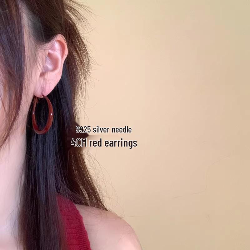 Cercei stud Ochi de Pisică Acul de Argint: Set de îngrijire pentru piercingul urechii din șase piese cu design cartilaj fără somn pentru femei.