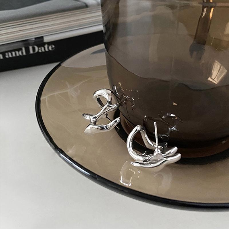 1 Pair Irregular Liquid Earrings For Women Hip-Hop Punk Fashion Delicate Metal Earring Clip Minimalist Jewelry Accessories Gift