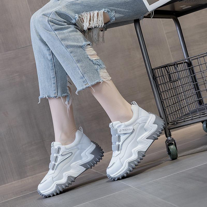 Inner height-increasing sports and leisure shoes, women's single shoes, women's shoes, new muffin thick-soled versatile