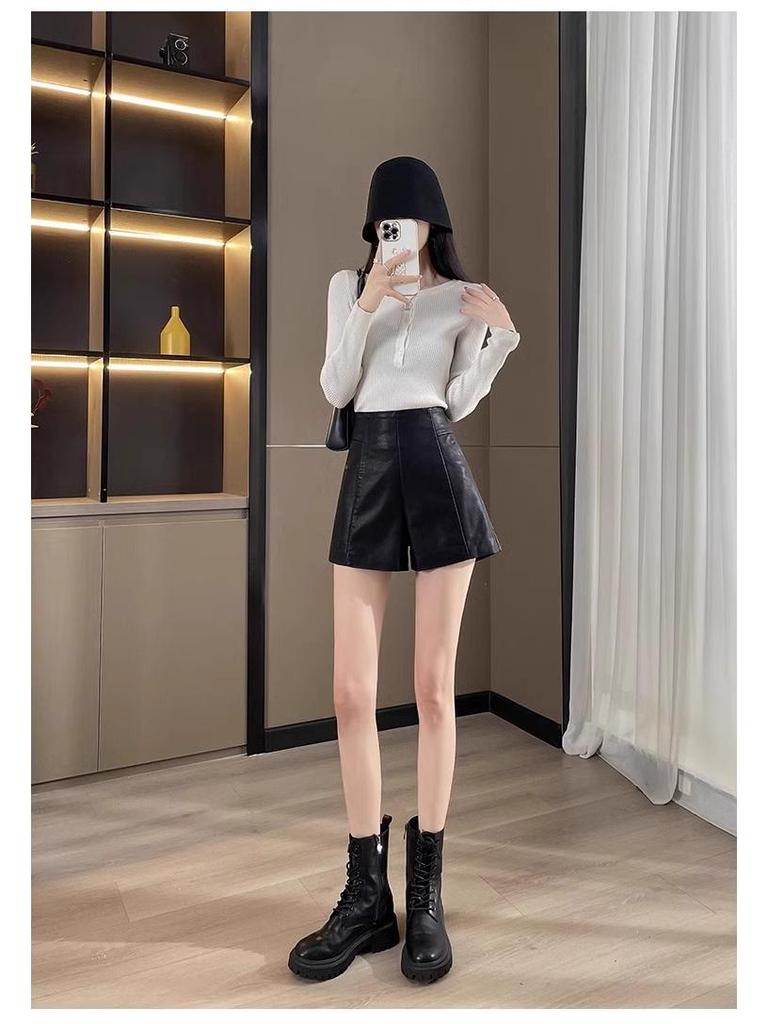 High-Waisted Leather Shorts for Women - 2026 New Style A-Line Slim Fit PU Wide-Leg Bootcut (Autumn/Winter) In Black