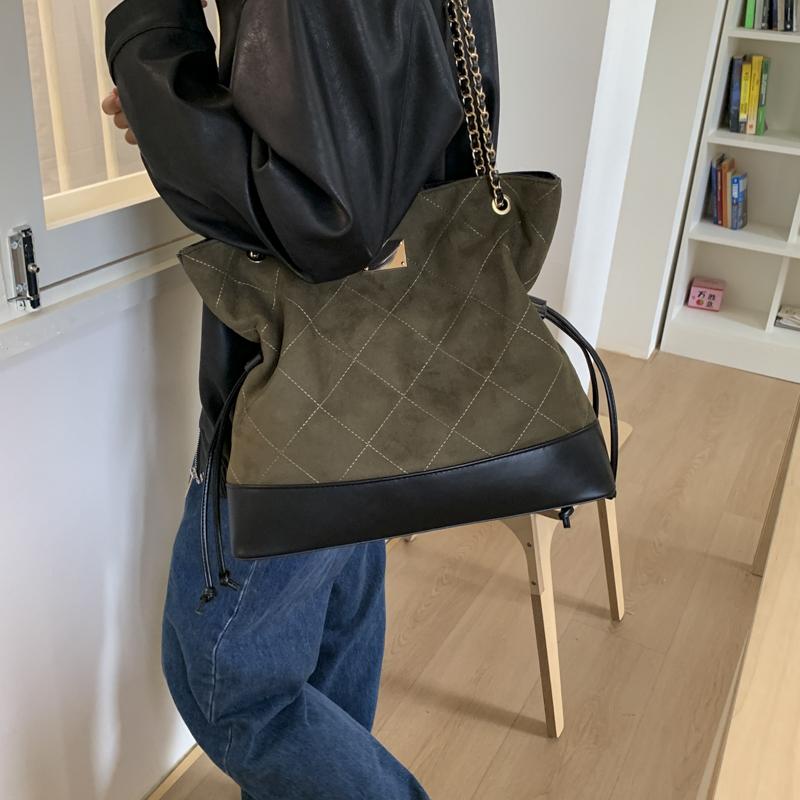 Lingge Chain Bag Vintage Bucket Bag Women's Stitching Shoulder Bag Commuter Crossbody Bag
