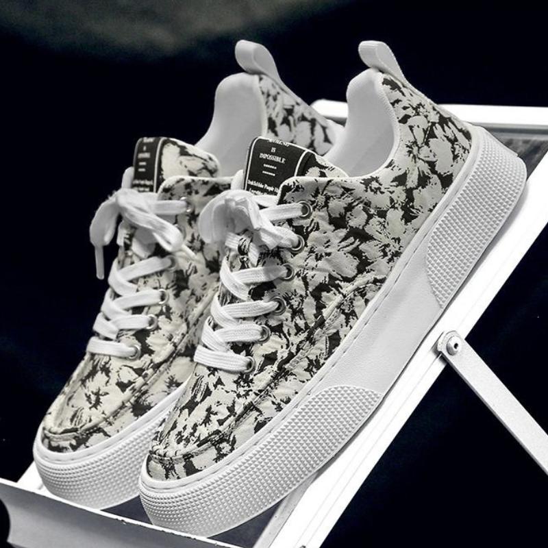 Breathable Men's Casual Shoes Fashion Men Sneakers Canvas Shoes for Men Wear-resistant Mens Platform Shoes Tenis Hombres