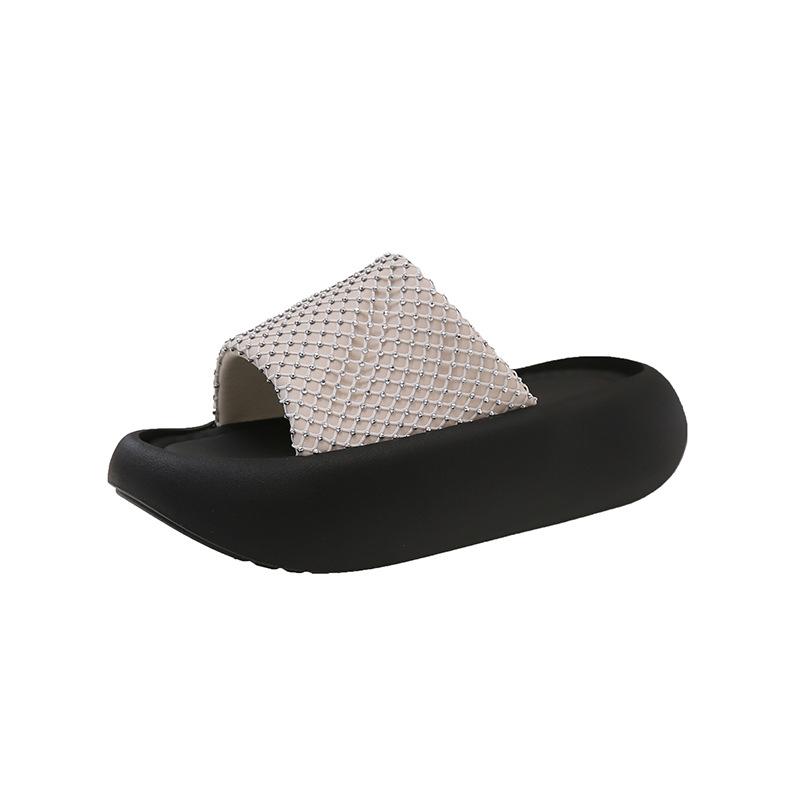 

Rhinestone thick-bottomed one-word slippers for women in the summer of 2025, new outer wear, high-end non-slip solid color sandals outer wear 35