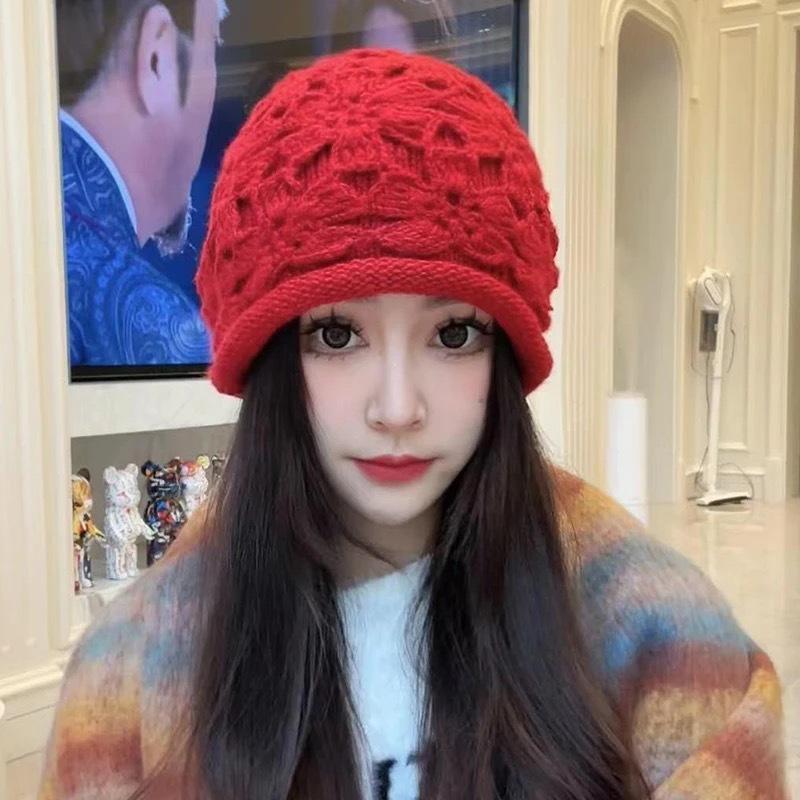 New Handwoven Bag Head Hat Women's Spring Summer Wool Hat Retro Literary Knitted Hat Fashion Pile Hat Tide