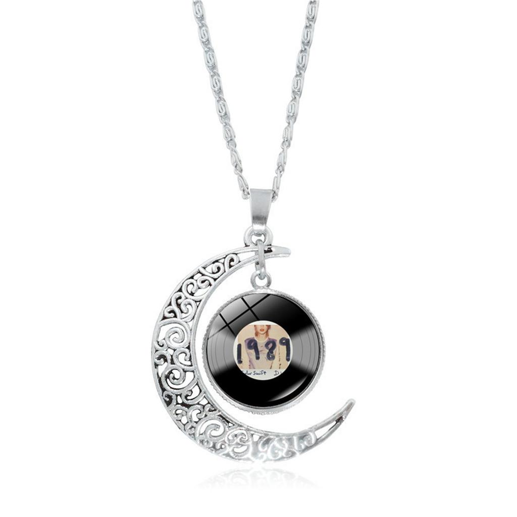 Fashion Jewelry Hollowed Out Moon Mold Black Vinyl Record Pendant Necklace