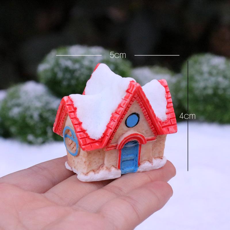Handmade Mini Sleigh with Santa Claus Christmas Ornaments for Cake and Micro Landscape Decor