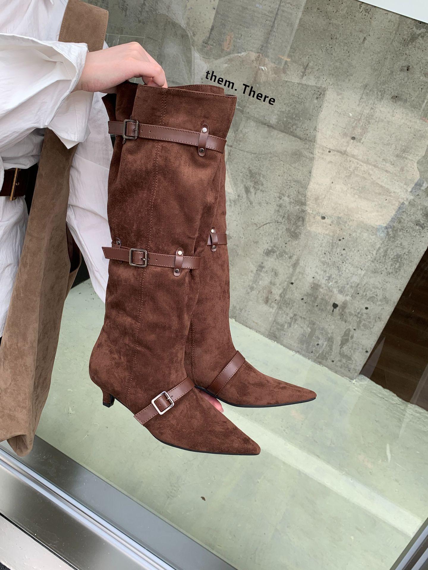 

Остроносые высокие трубы вокруг стопки ботинок, нишевый дизайн, ретро, западные ковбойские ботинки, кошка и чувство моды горячей девушки, ботинки 39