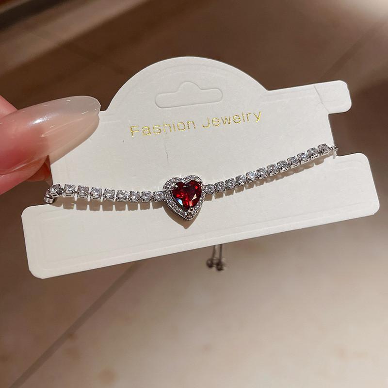 

Fashion Heart Shaped Zircon Bracelet For Women With Adjustable Fit And Stylish Design StyleG
