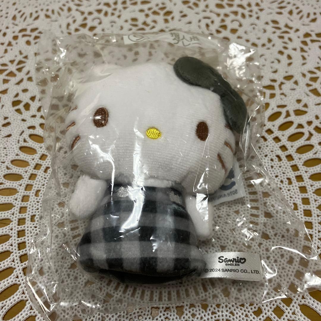 

Hello Kitty 50th Anniversary Plush Strap (Finger Puppet)