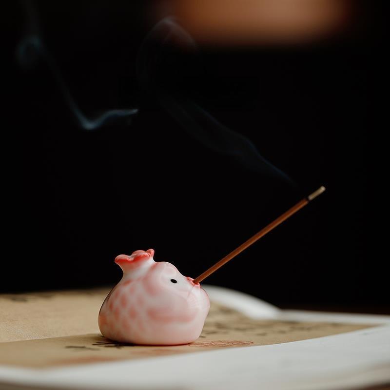 Pink Ru Kiln Bubble Fish Tea Pet & Incense Holder Ceramic Cute Design for Gongfu Tea Ceremony Home Decor Meditation Gift