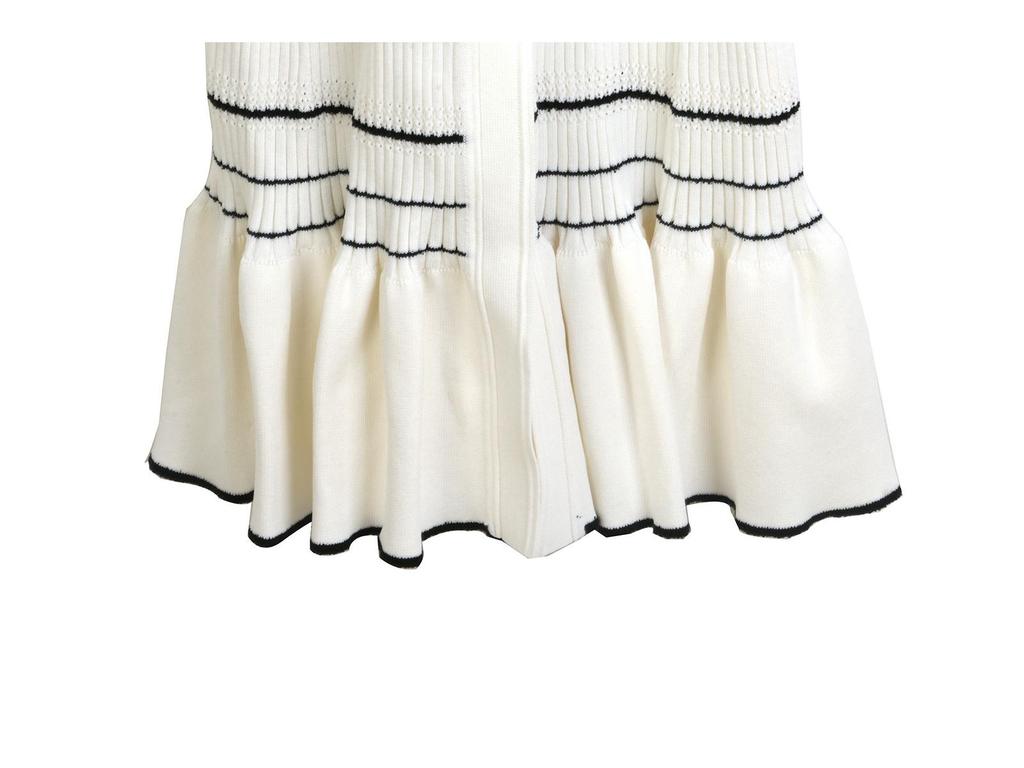 Zhuoya French Socialite V-Neck Stripe Ruffle Hem Elegant Long Dress for Women (2025)