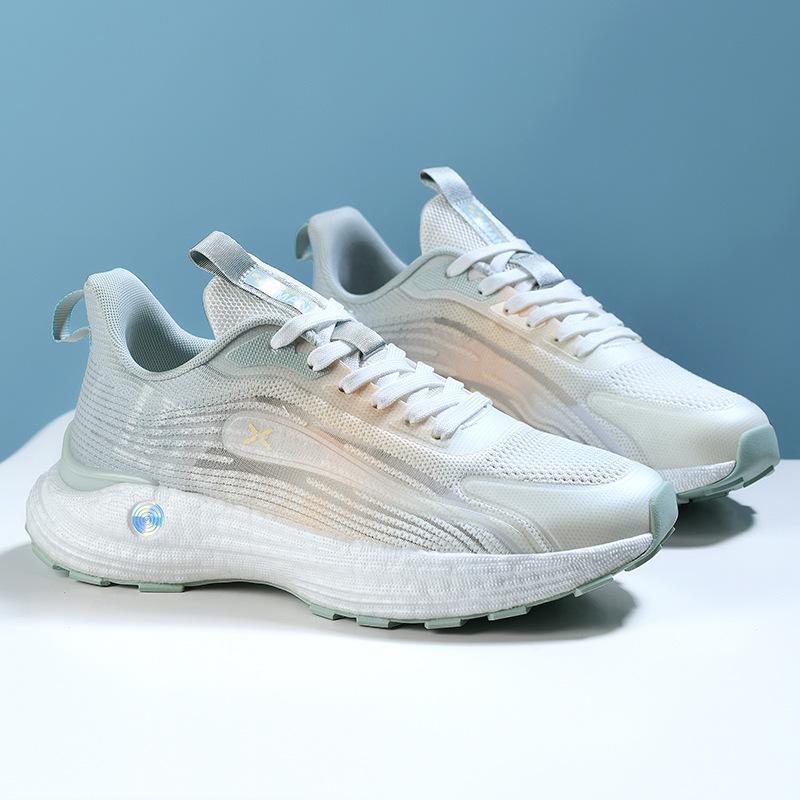 

Couple shoes mesh breathable lightweight soft sole trend high school entrance examination physical examination men s shoes outdoor leisure sports run 36