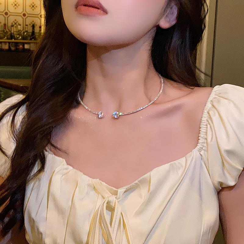 Super Flash Zircon Love Collarbone Chain Women's Light Luxury Design Sense Full Diamond Choker Open Collar Versatile Necklace
