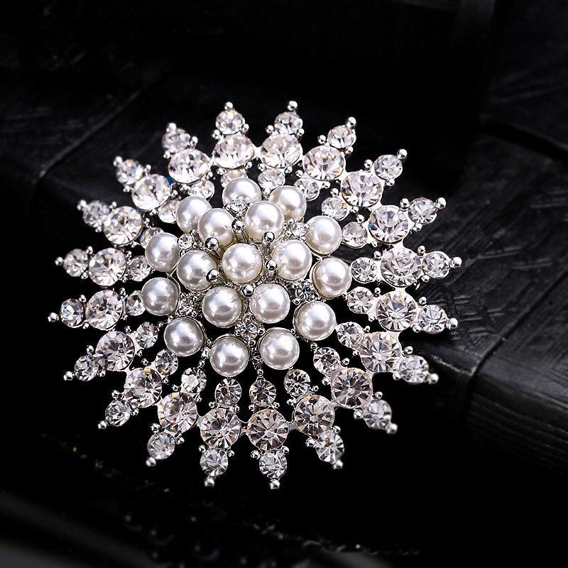 Elegant Rhinestone Pearl Snowflake Brooch - Premium Alloy for Wedding and Formal Wear